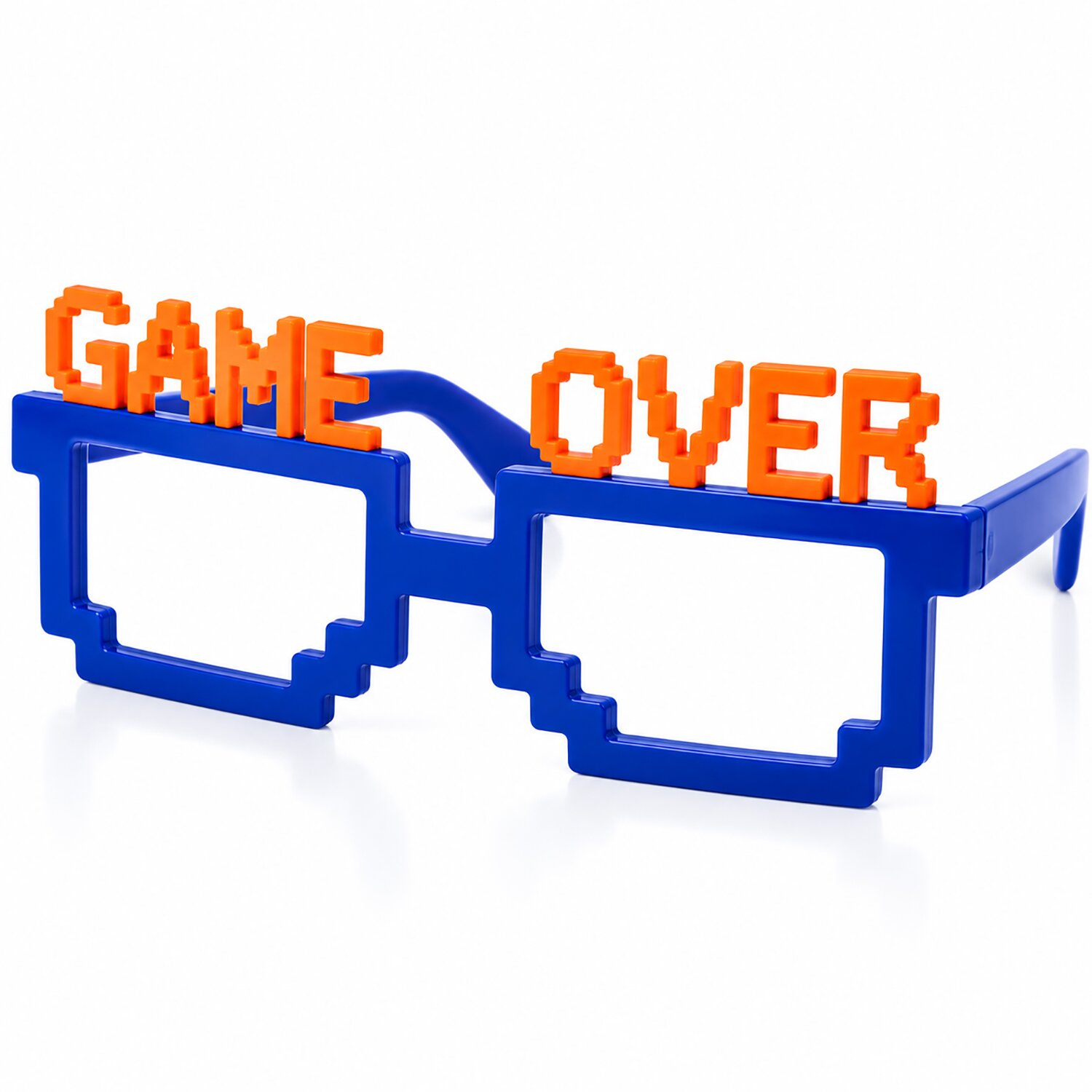 Blaue Game Over Brille 6230660 mit orangefarbenem Schriftzug und eckigem 8-Bit-Pixel-Design auf weißem Hintergrund.
