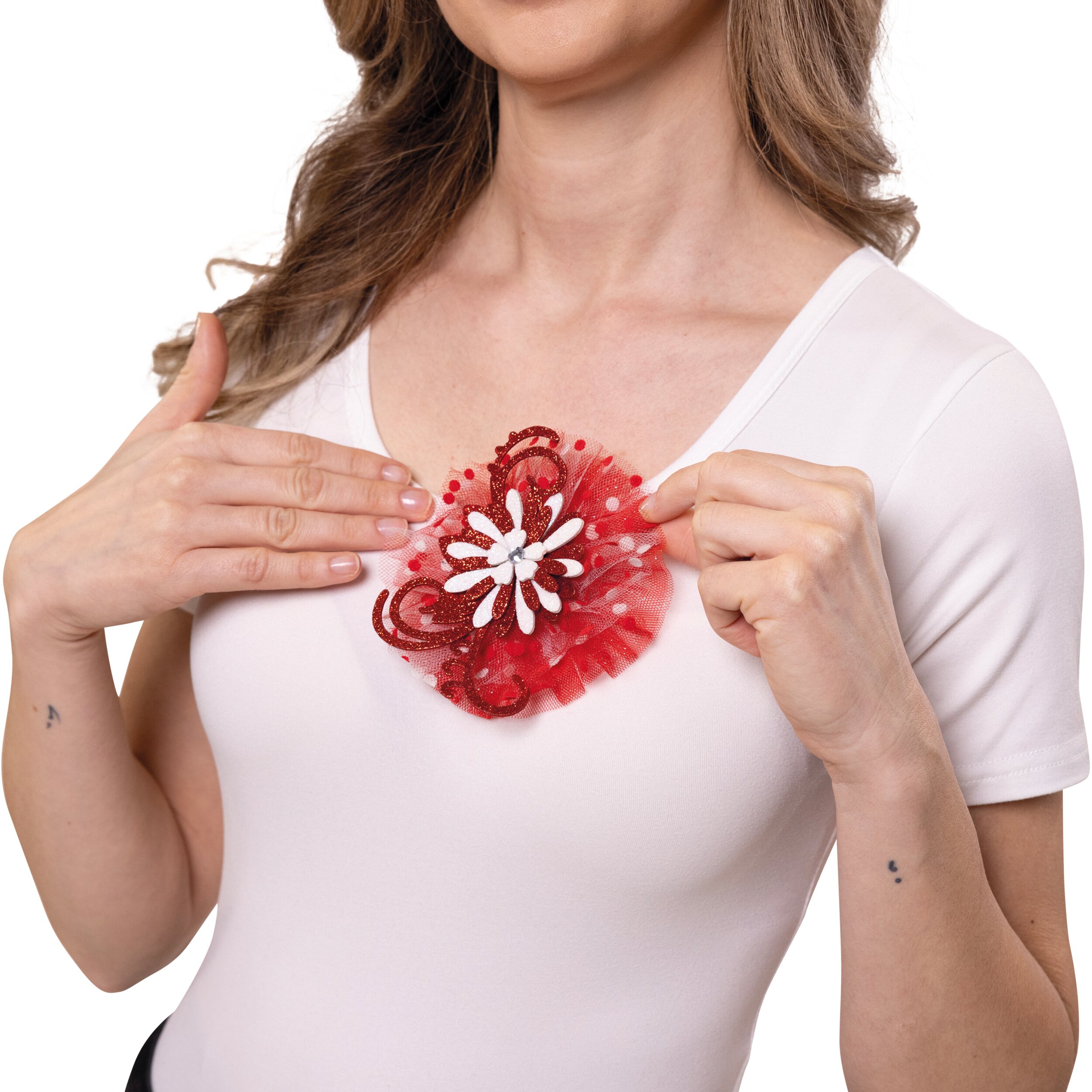 Brooch red/white