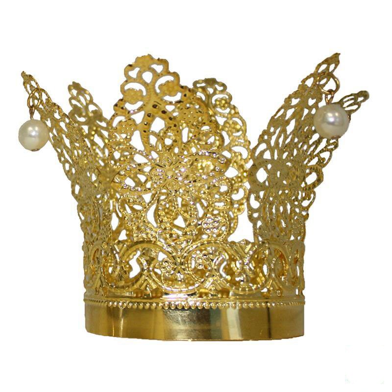 Krone mit Perlen gold